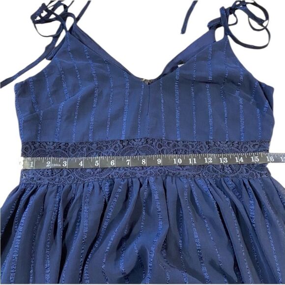 Lulus Love the Day Navy Lace Tie-Strap Midi Dress New with Tags L - Picture 8 of 10